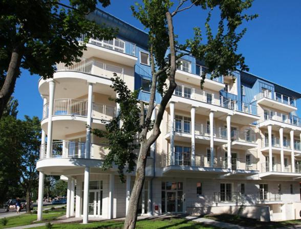 Aparthotel Baltic Spa Свиноуйсьце Экстерьер фото